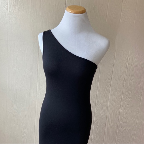 ASOS One Shoulder Form Fitting Back Slit Maxi - Picture 3 of 14